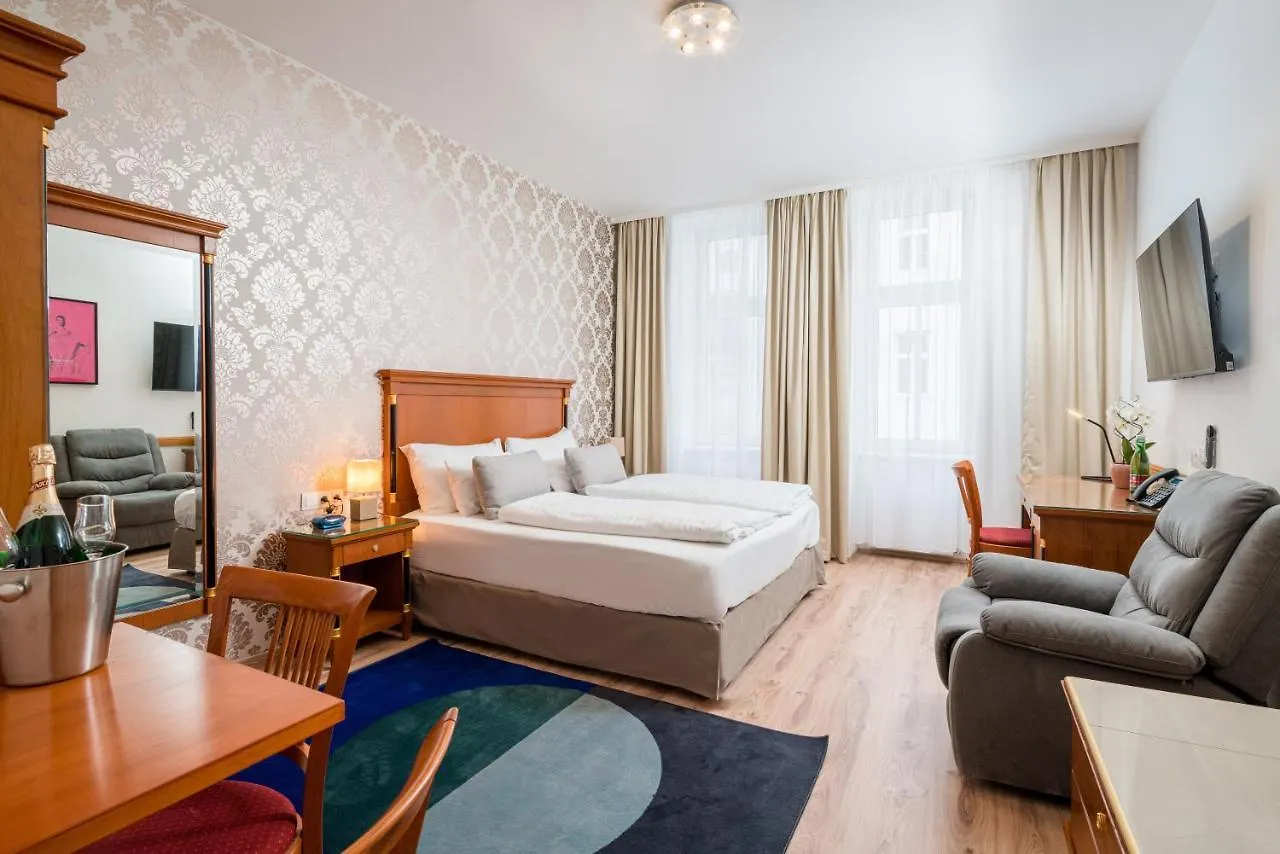 Best Western Plus Celebrity Suites Bécs 4*,