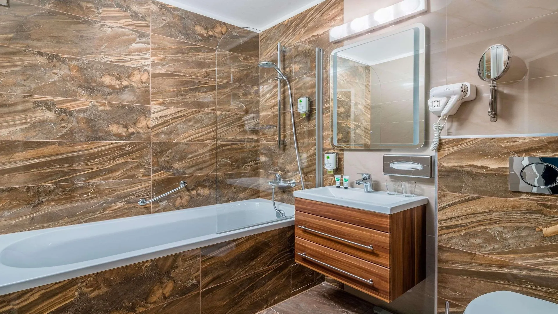 Apartmanhotel Best Western Plus Celebrity Suites Bécs