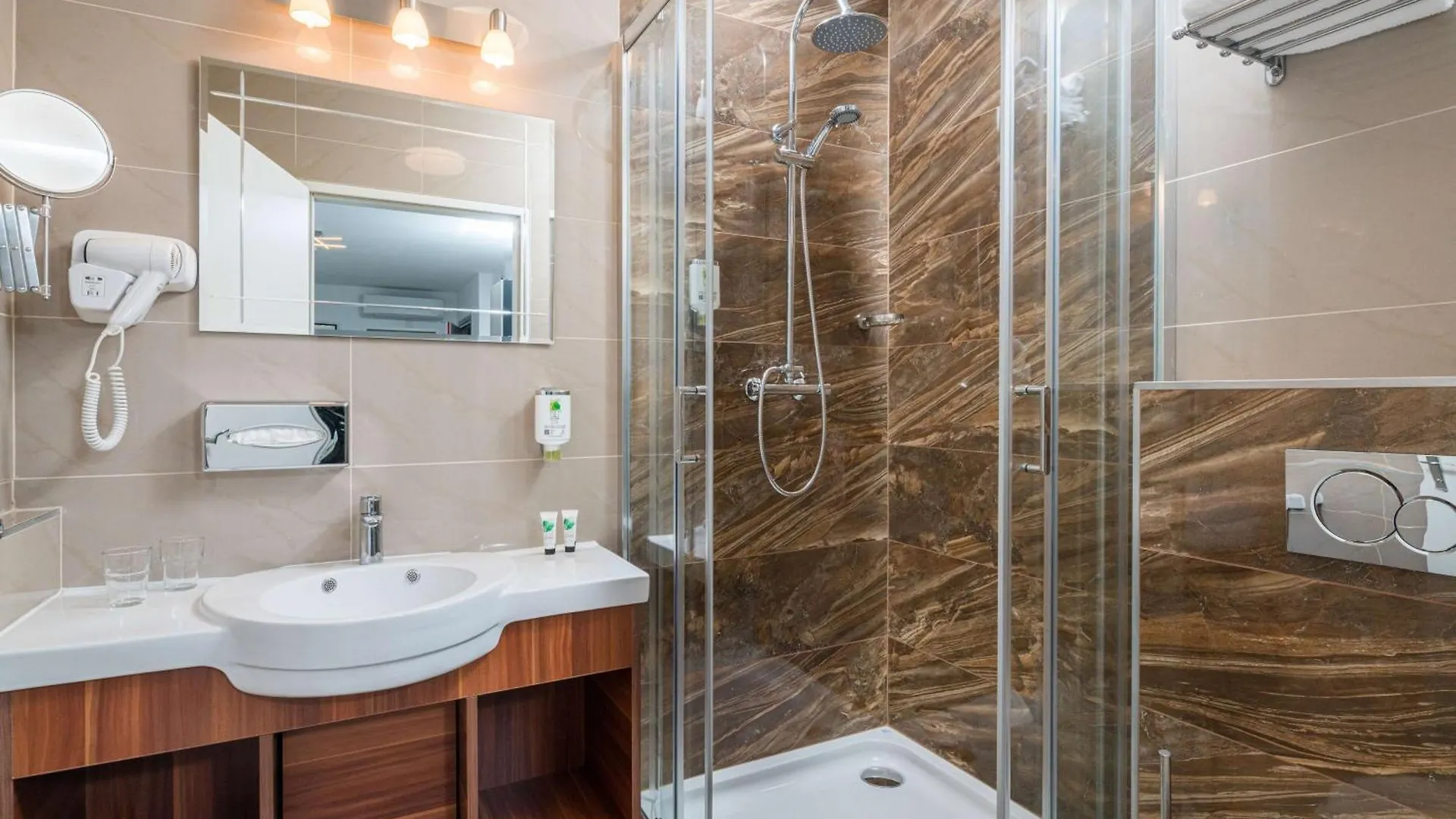 Best Western Plus Celebrity Suites Bécs 4*,  Ausztria