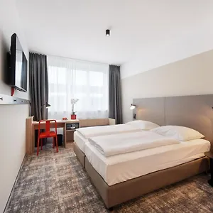 Hotel Wyndham Garden Messe ****