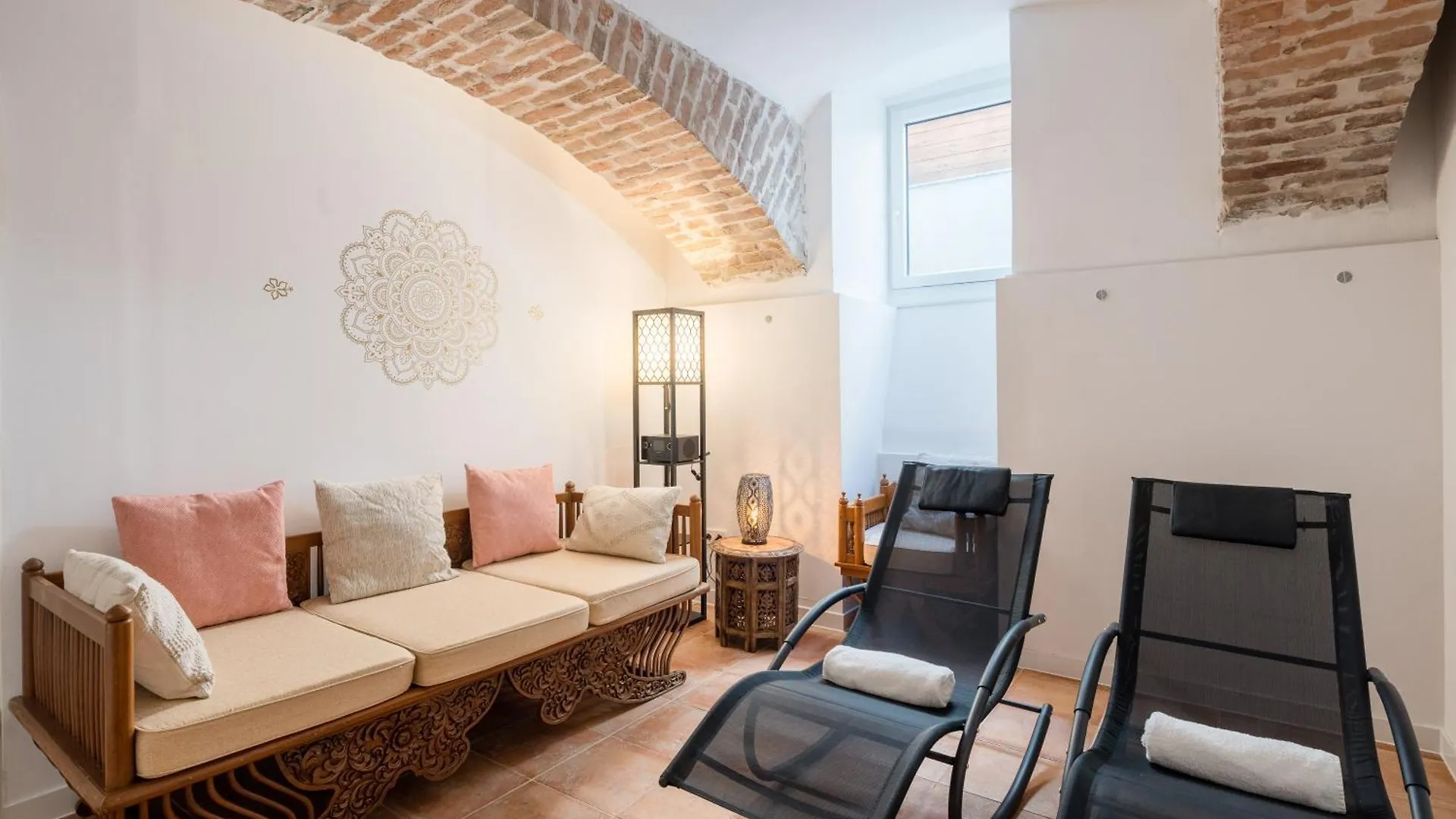 Best Western Plus Celebrity Suites Вена 4*,  Австрия